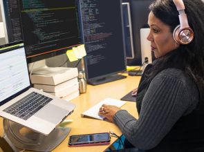 78% de las organizaciones en Chile priorizará la ciberseguridad en los próximos años y 53% anticipa un alto impacto de la IA