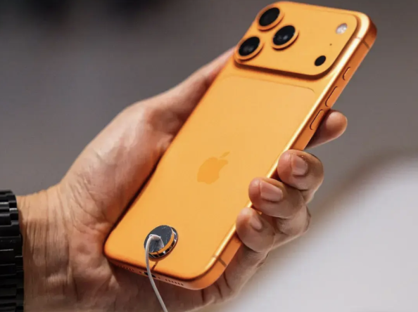 Apple supera a Microsoft como la segunda empresa más valiosa del mundo tras el repunte de las acciones