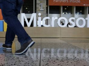 ¿Por qué caen Amazon, Microsoft y otras tecnológicas? El temor a una burbuja de IA provoca una venta masiva