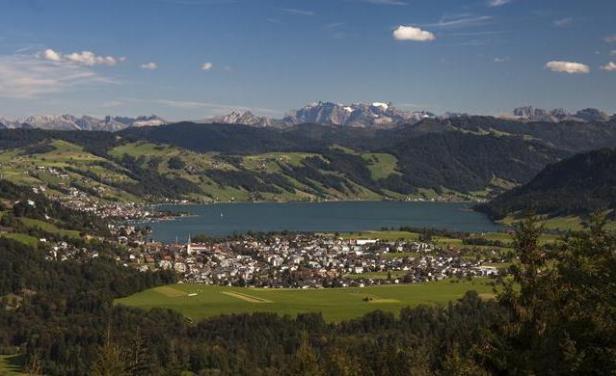 Zug.jpg