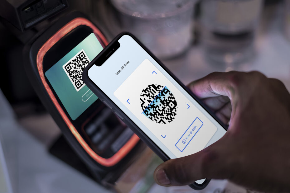 contactless-cashless-payment-through-qr-code-mobile-banking-930x620-1.jpeg