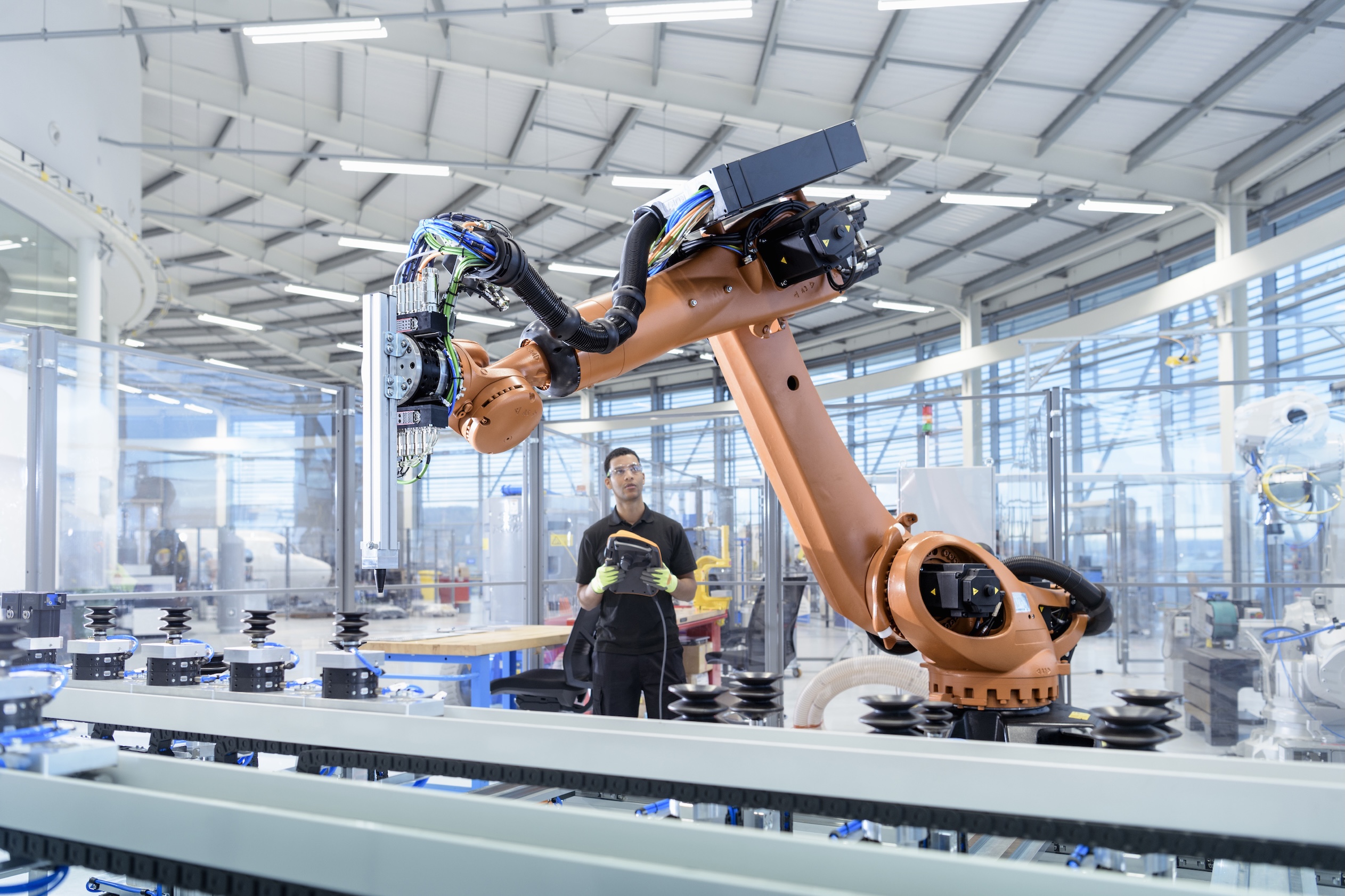 Lumada_IoT_Industrial.jpeg