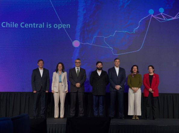 Microsoft inaugura su primera Región de Datacenters en Chile para acelerar la innovación y el desarrollo económico local