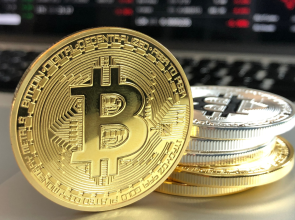 Bitcoin salta a un nuevo récord de USD 123,000