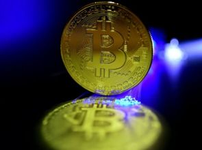 Falta de educación digital deja a Bolivia vulnerable ante estafas con IA y criptomonedas