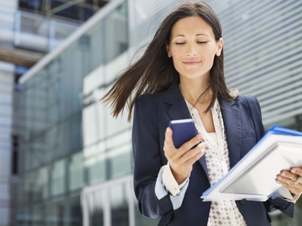 Abre la convocatoria para 2023 esta iniciativa que reconoce con financiamiento a startups y proyectos de mujeres en tecnología